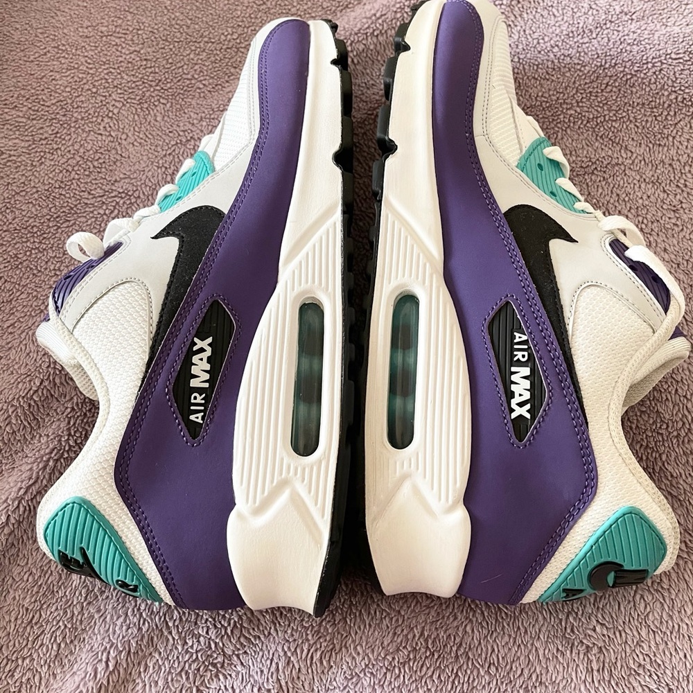 Air Max 90 “Hyper Jade”